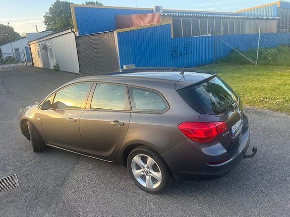 Opel Astra 5 of 5
