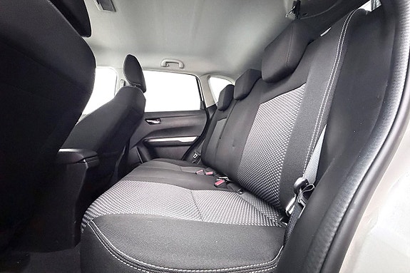 Suzuki Vitara 14 of 29