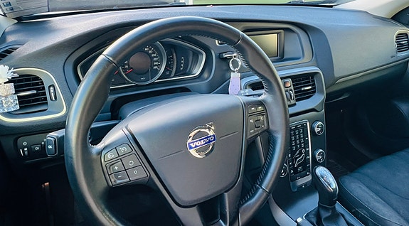 Volvo V40 5 of 8
