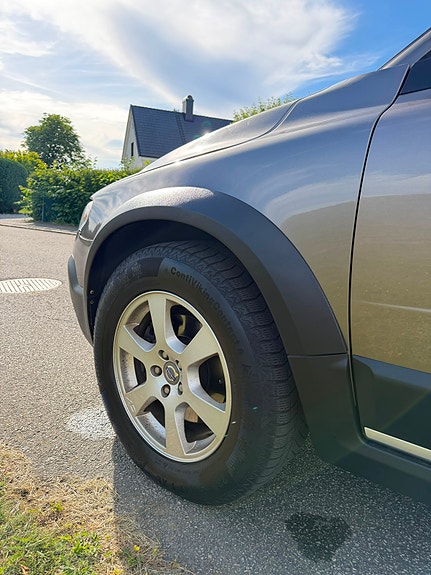 Volvo XC70 15 of 17