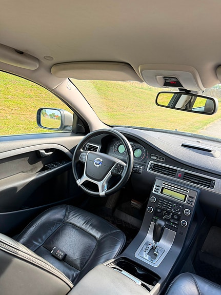 Volvo XC70 17 of 17