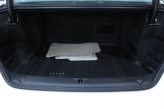 Audi A8 30 of 30