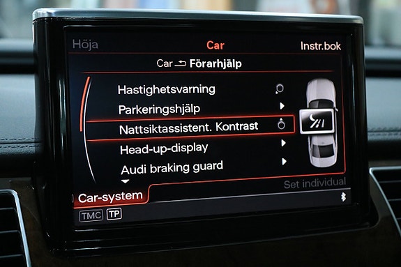 Audi A8 24 of 30