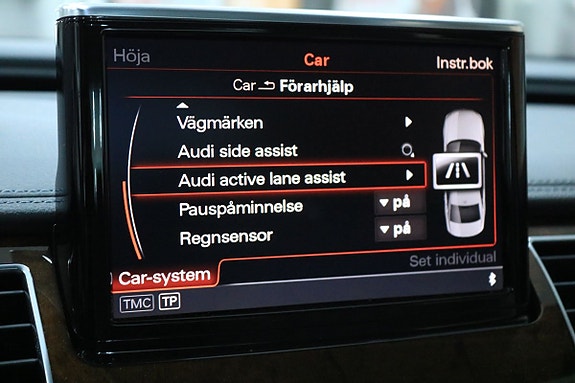 Audi A8 25 of 30