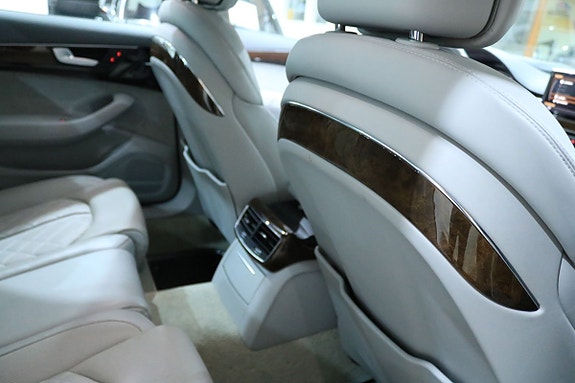 Audi A8 28 of 30