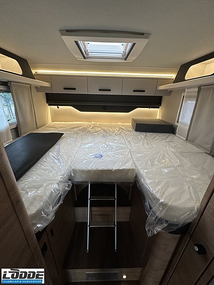 Knaus L!VE I 700 MEG 13 of 14