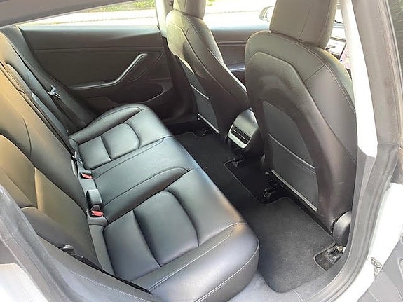 Tesla Model 3 15 of 24