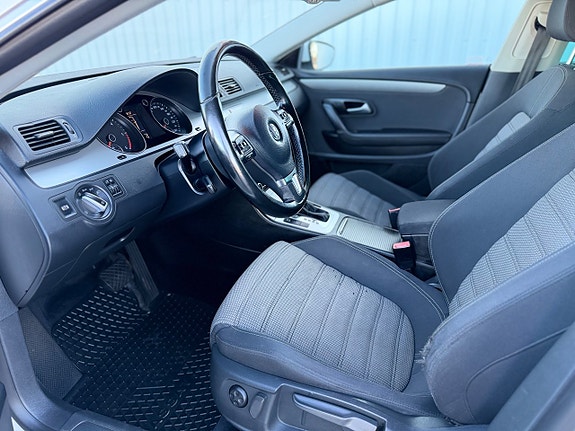 Volkswagen Passat CC 5 of 5