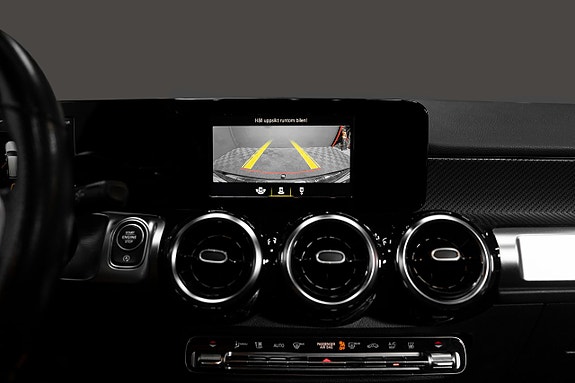 Mercedes-Benz GLB200 d 12 of 19