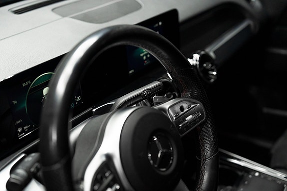 Mercedes-Benz GLB200 d 11 of 19