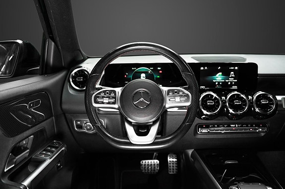 Mercedes-Benz GLB200 d 10 of 19