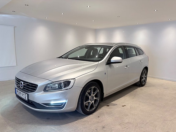 Volvo V60 4 of 5