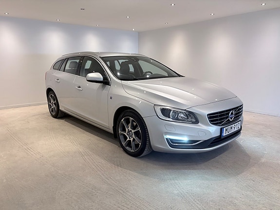 Volvo V60 3 of 5