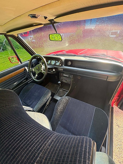BMW 2002 Ti 4 of 5