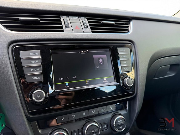Skoda Octavia 15 of 21