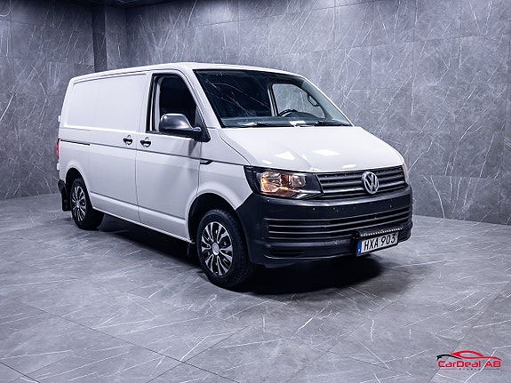 Volkswagen Transporter 9 of 28