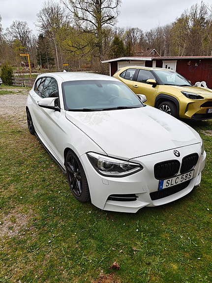 BMW M135i 4 of 5
