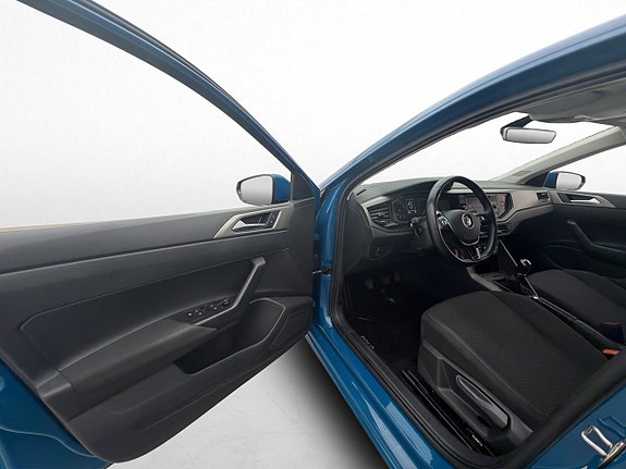 Volkswagen Polo 9 of 28