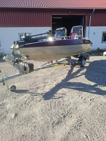 Buster L 4 of 5
