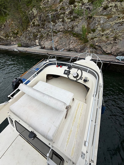 Seastar 800 Fly Diesel 2 of 5