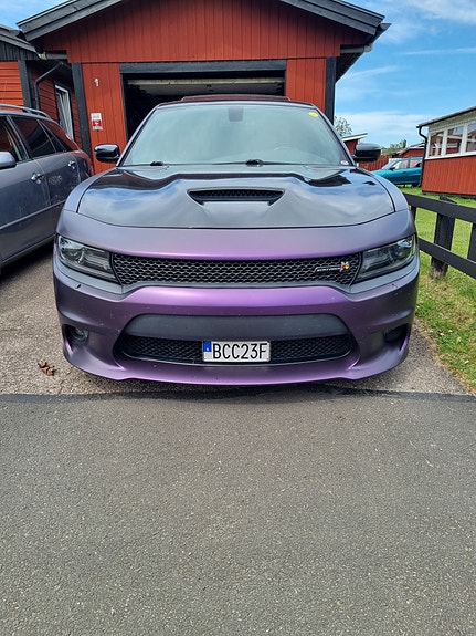 Dodge Charger 2 of 9