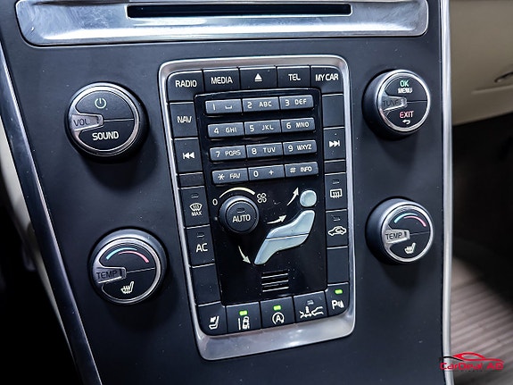 Volvo XC60 30 of 30