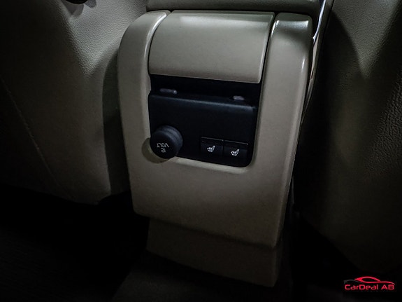Volvo XC60 17 of 30
