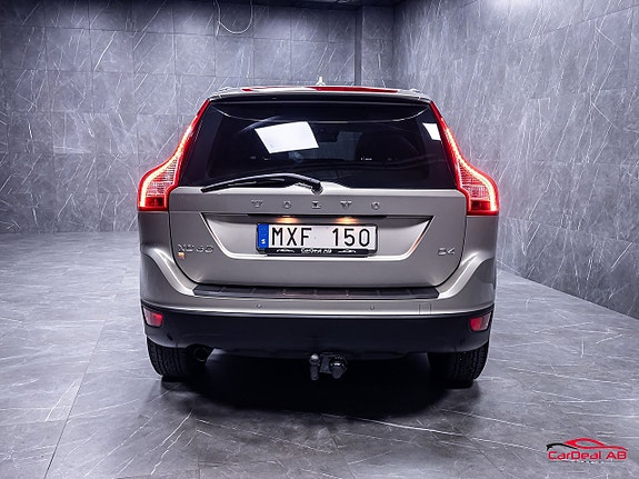 Volvo XC60 6 of 30