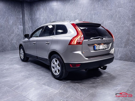 Volvo XC60 5 of 30