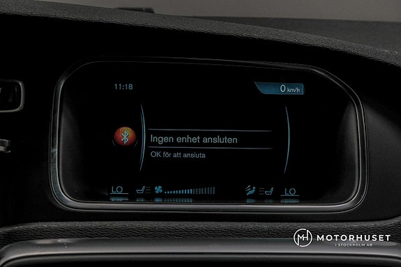 Volvo V40 13 of 21