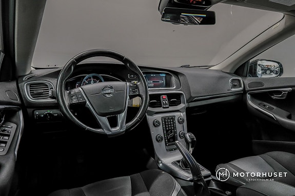 Volvo V40 8 of 21