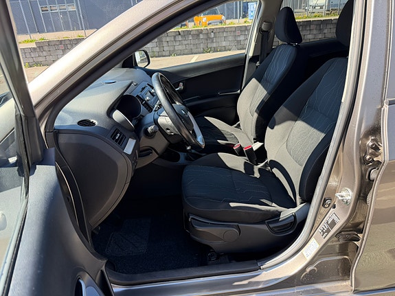 Kia Picanto 5 of 5