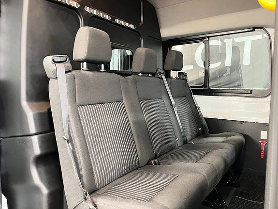 Ford Transit 5 of 5