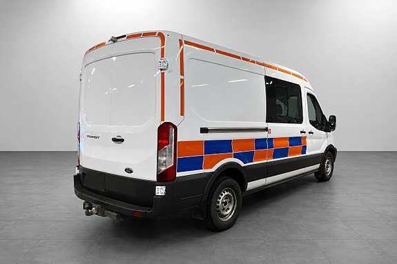 Ford Transit 2 of 5