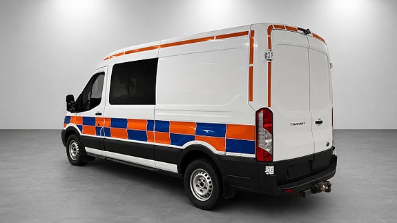 Ford Transit 3 of 5