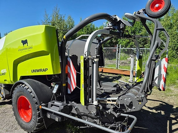 CLAAS Rollant 455 RC Uniwrap 3 of 6