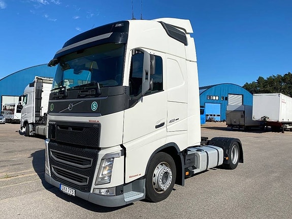 Volvo FH 460  Glob 4x2 Mega 2 of 8