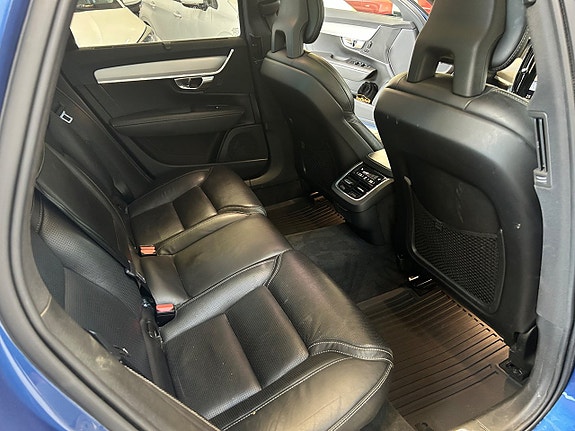 Volvo V90 21 of 30