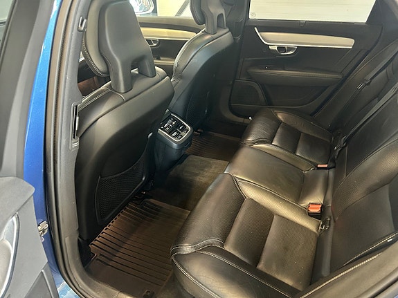 Volvo V90 14 of 30
