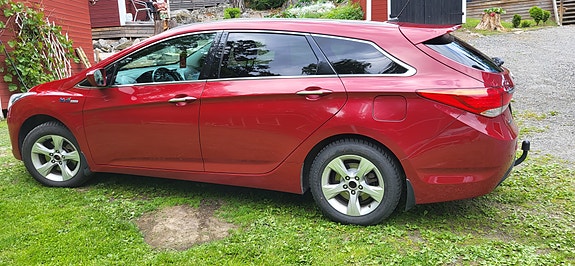 Hyundai i40 4 of 5