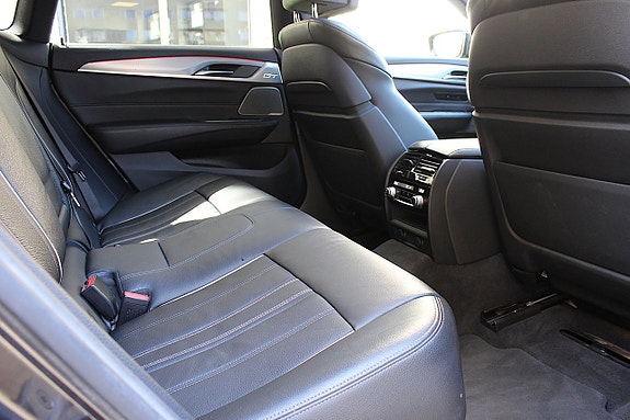 BMW 630 24 of 30