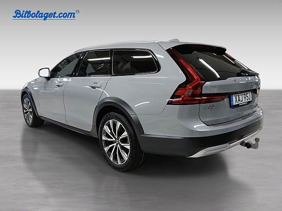Volvo V90 Cross Country 5 of 5