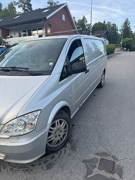 Mercedes-Benz Vito 116 2 of 5