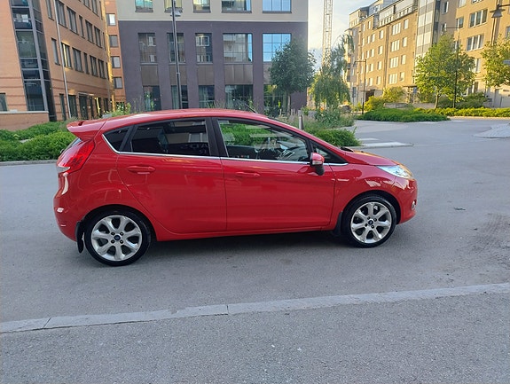 Ford Fiesta 3 of 4