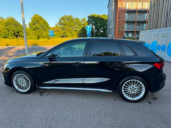 Audi A3 4 of 12