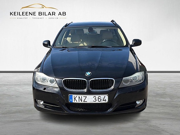 BMW 318d 3 of 21