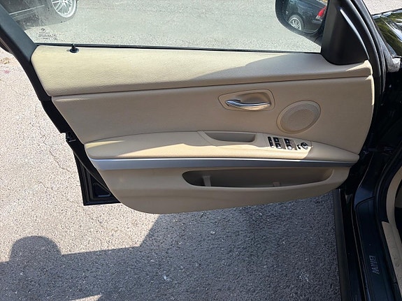 BMW 318d 21 of 21