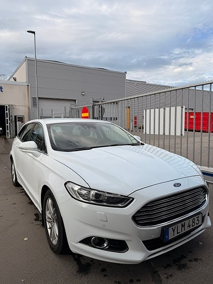 Ford Mondeo 3 of 11