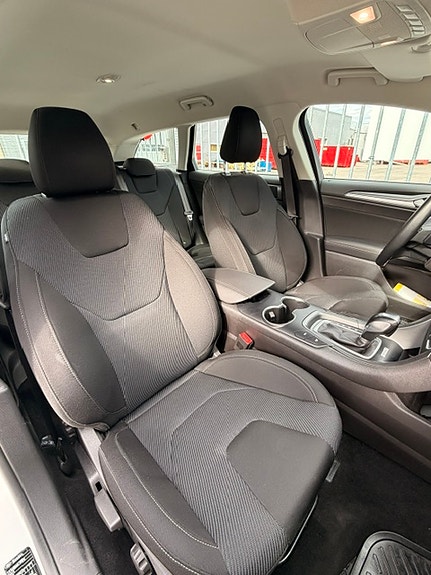 Ford Mondeo 5 of 11
