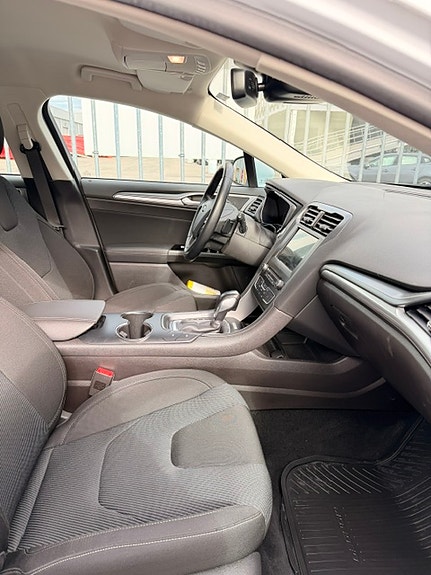 Ford Mondeo 6 of 11